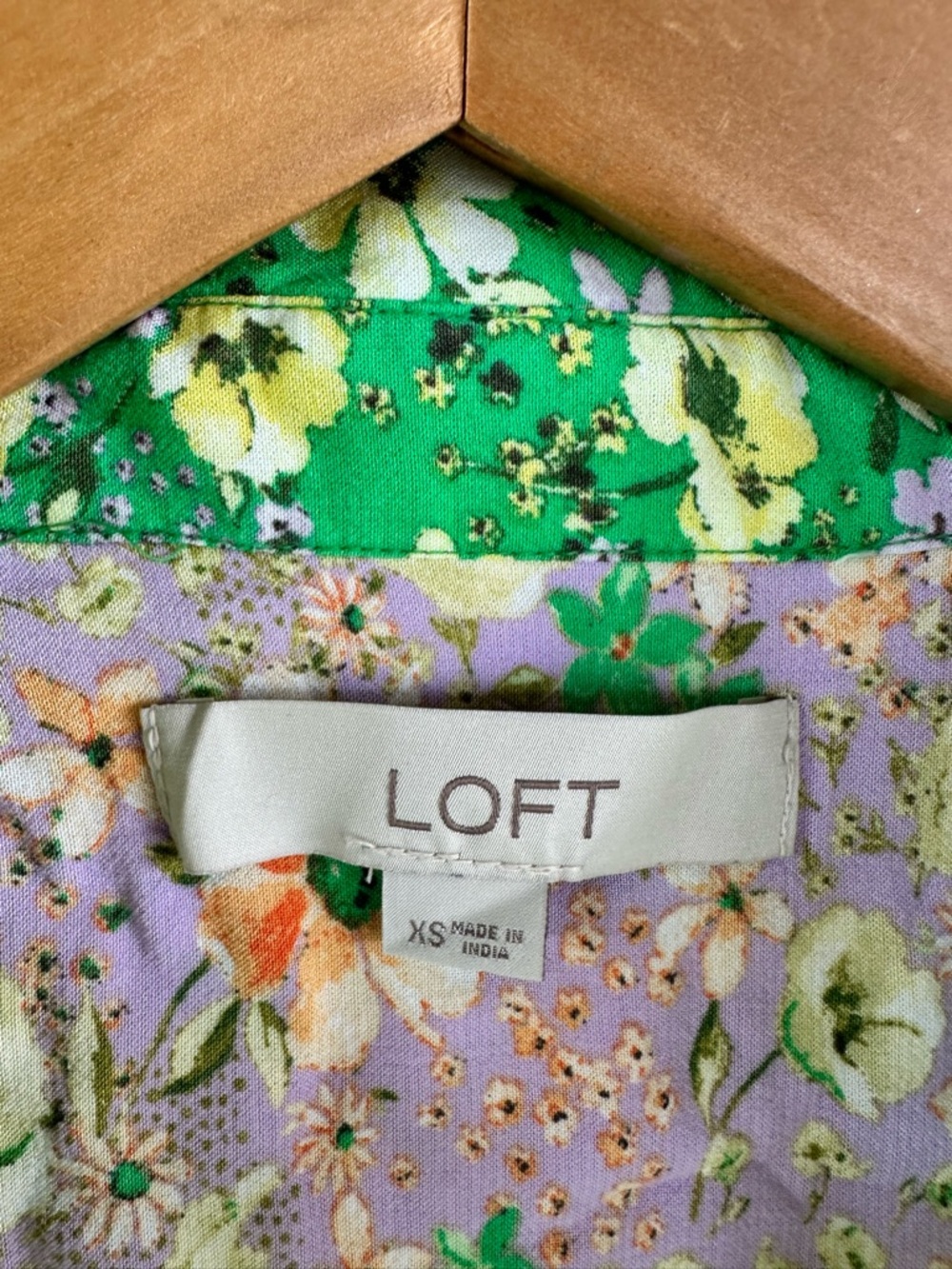 π5 for $45π Loft top blouse shirt size XS - Picture 5 of 8